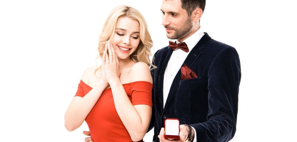 choosing men’s wedding band