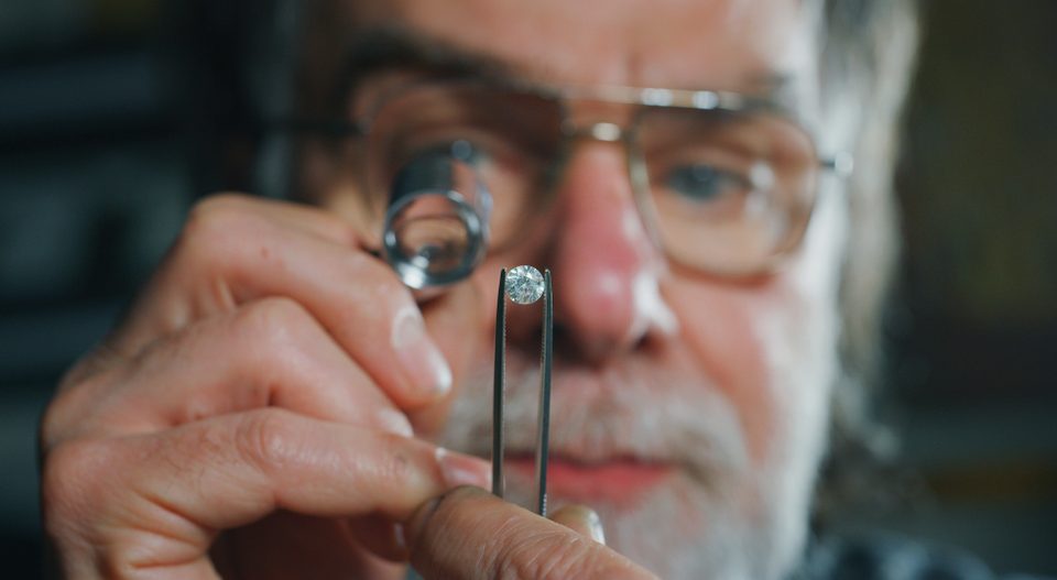 diamond symmetry selection